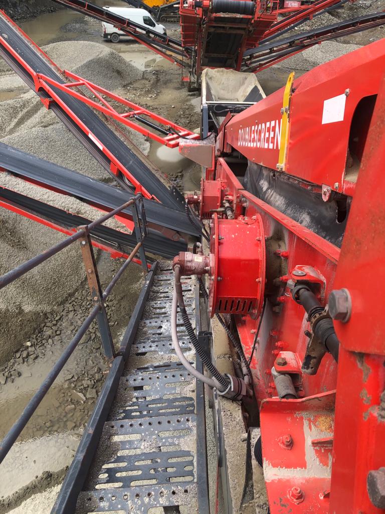 Sandvik QA451 Tracked 3 Deck Screen USC Equipment